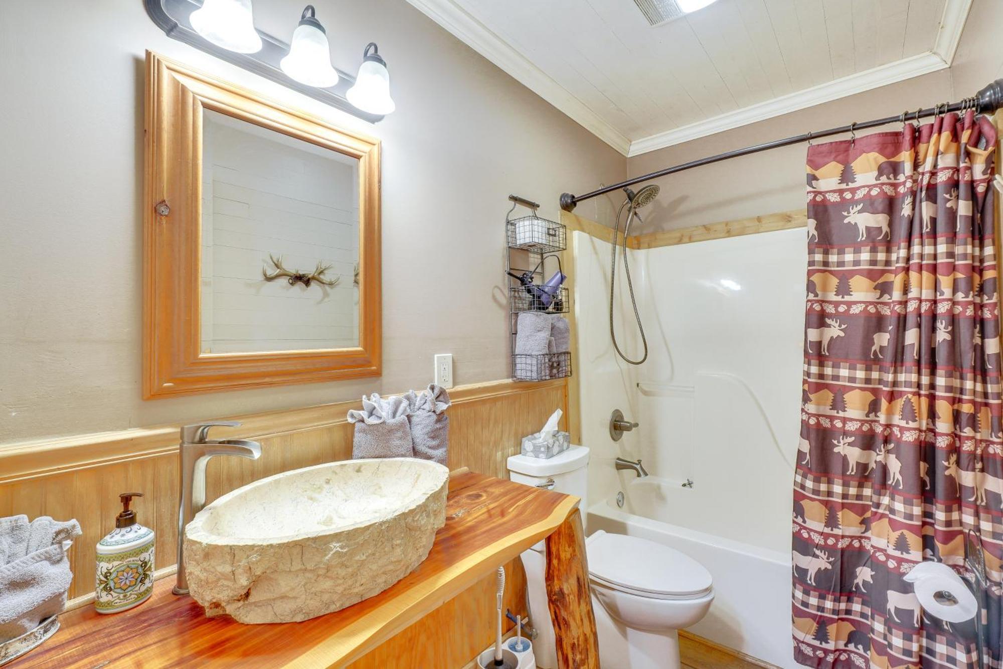 Just Fur Relaxin Sevierville Cabin With Hot Tub! المظهر الخارجي الصورة