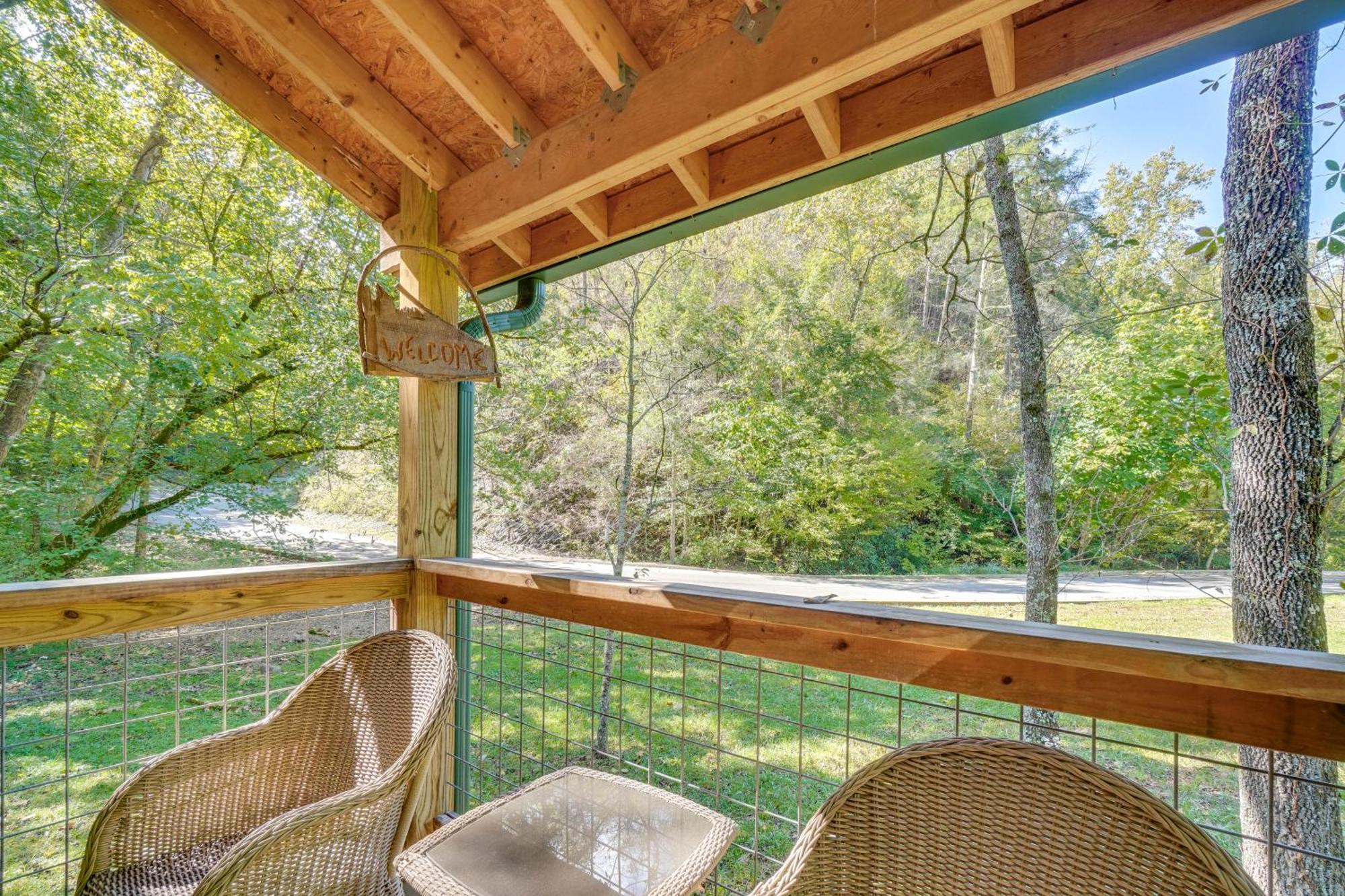 Just Fur Relaxin Sevierville Cabin With Hot Tub! المظهر الخارجي الصورة