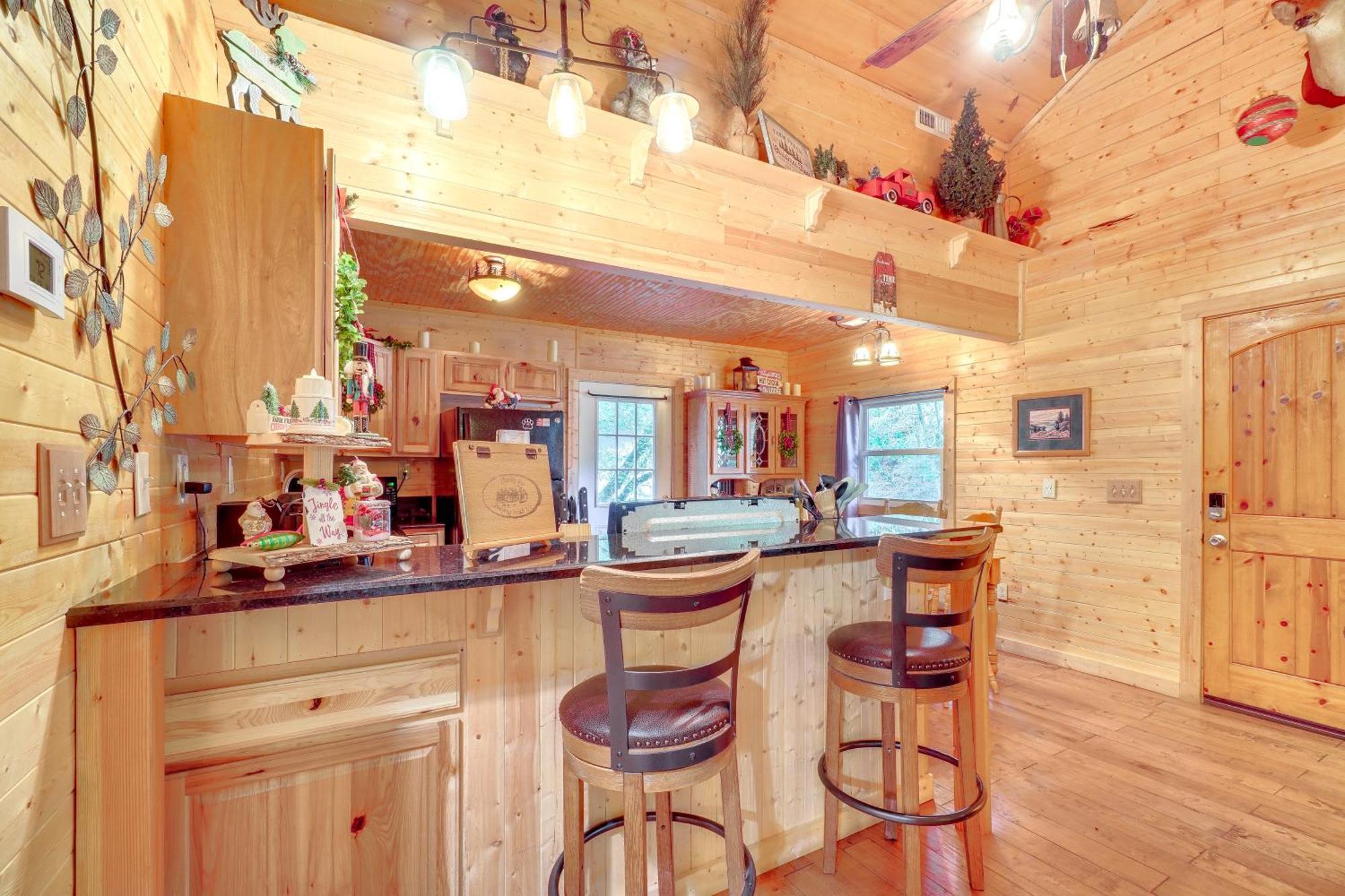 Just Fur Relaxin Sevierville Cabin With Hot Tub! المظهر الخارجي الصورة